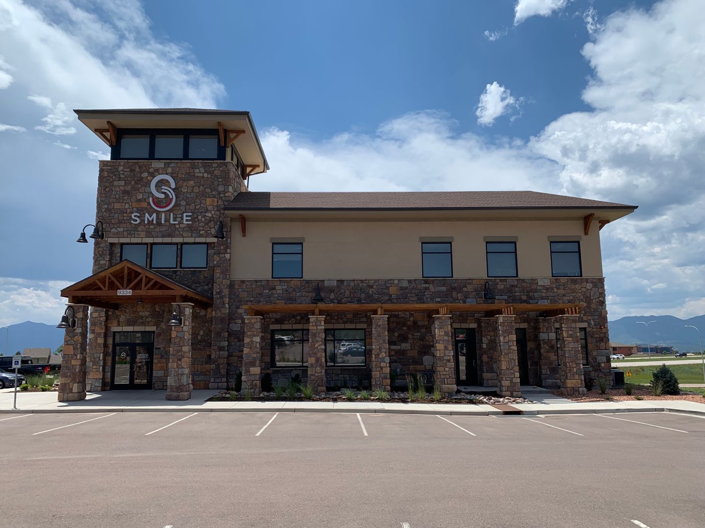 Meet Roger Hernandez Commercial Real Estate Broker SHOUTOUT COLORADO