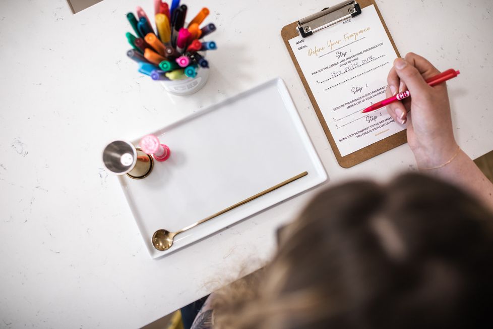 Meet Chloe Bratvold Owner of Candle Bar DSM & Preloved Luxe